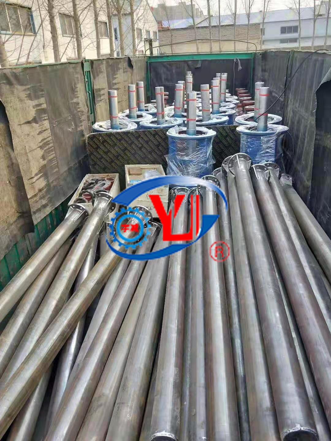 一批攪拌設(shè)備發(fā)貨，宇減傳動機械研發(fā)定制及加工為一體的自動化生產(chǎn)廠家